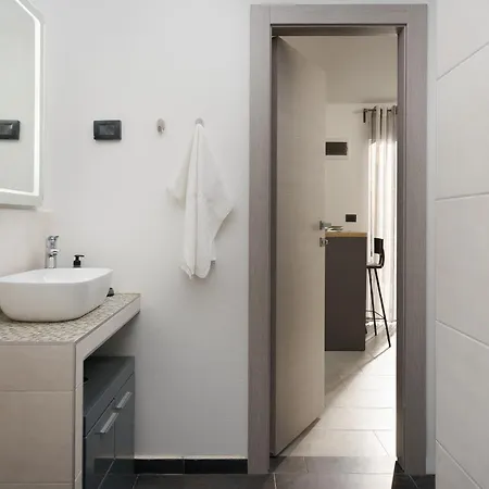 Apartment Elena Tia